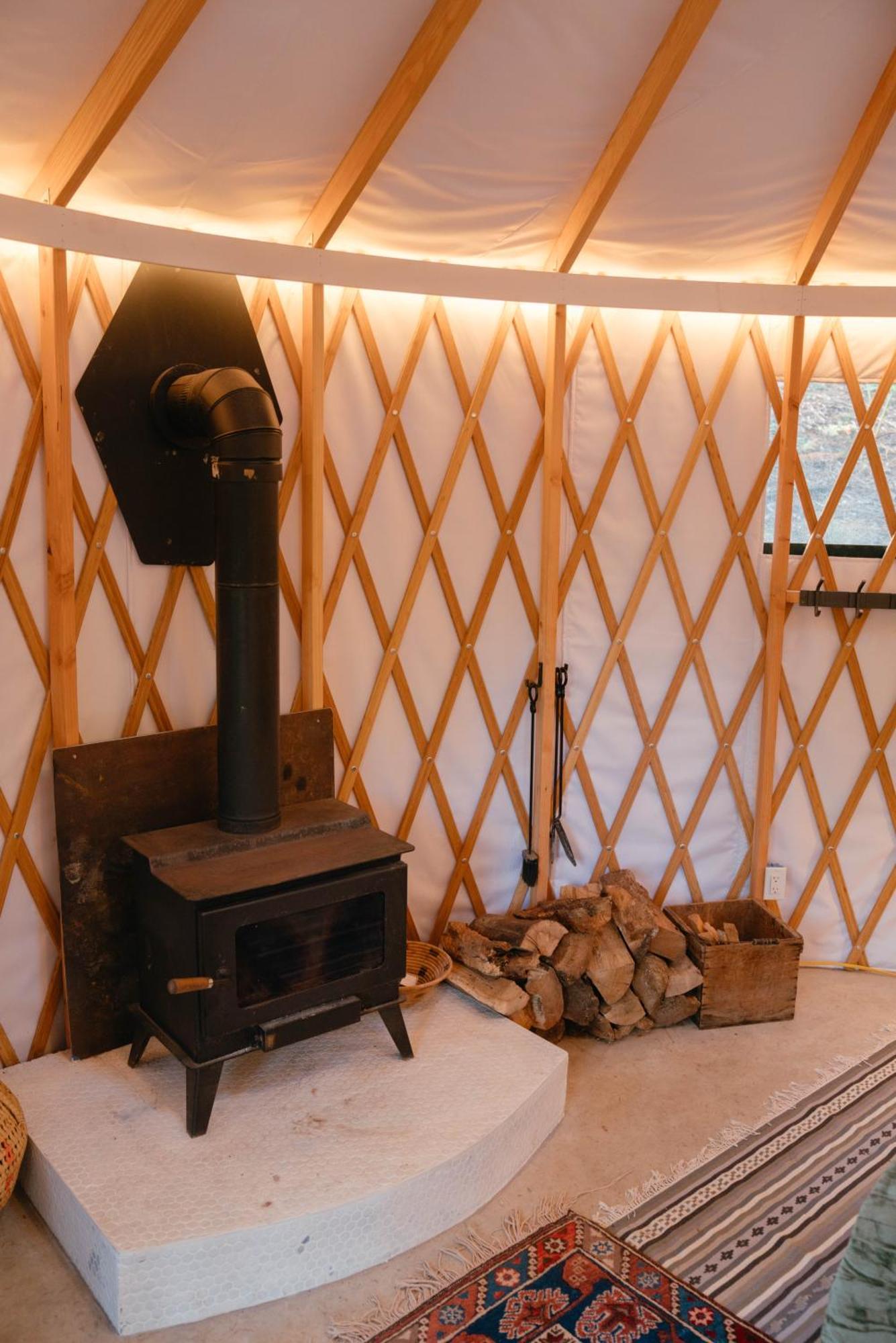 Magical Yurt In The Woods - 2 Miles From Town Hotel Nevada City Buitenkant foto